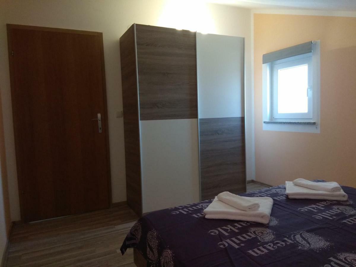 Lorber House Stinjan Apartment Pula Exterior foto